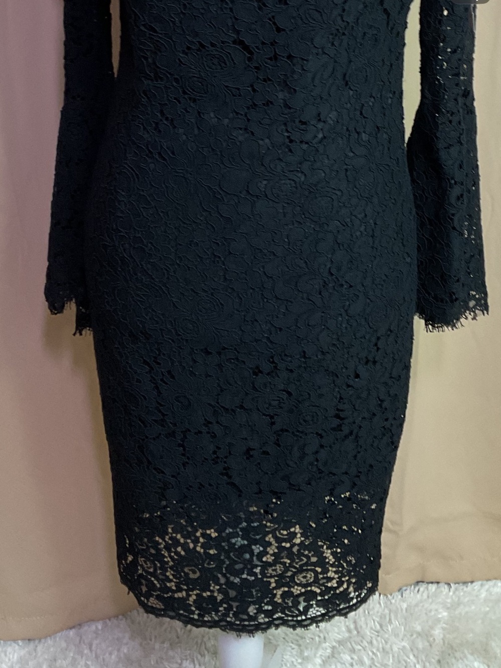 Bardot Solange Off Shoulder Lace Dress - Picture 5 of 14
